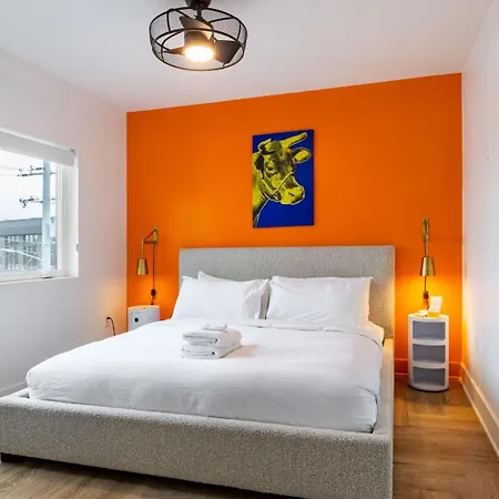 The Double Shot: Dual-suite Bachelor Retreat By Avantstay Holiday home *