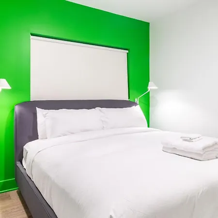 The Double Shot: Dual-suite Bachelor Retreat By Avantstay Holiday home Nashville
