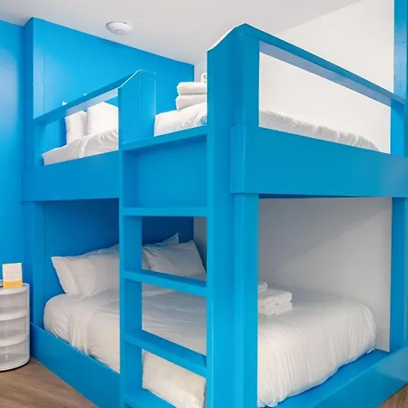 The Double Shot: Dual-suite Bachelor Retreat By Avantstay Nashville