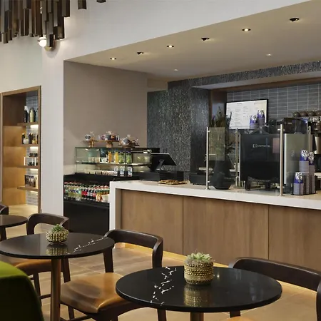 Tempo By Hilton Midtown