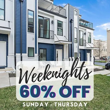 Holiday home Lucky 7 - Hip East Nash Townhouse & Rooftop Deck *