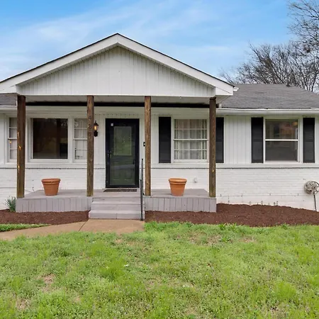The Cornish Classic - Cozy Ranch Near Downtown * Nashville