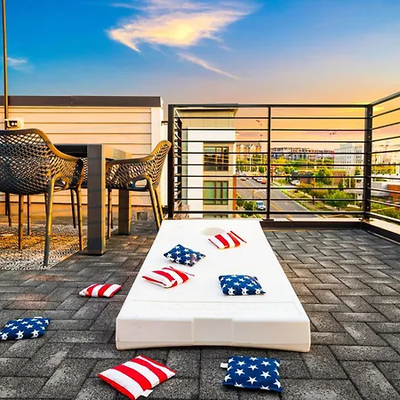 Argyle Rooftop Retreat Nashville