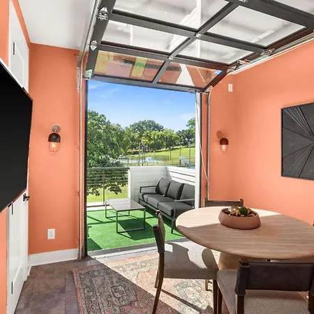 Prime Spot Minutes To 12 South Gulch & Broadway Holiday home Nashville
