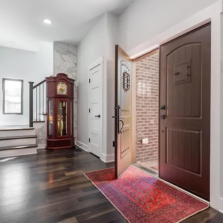 Holiday home High Note Hideaway- Modern 4br Oasis Near Opryland