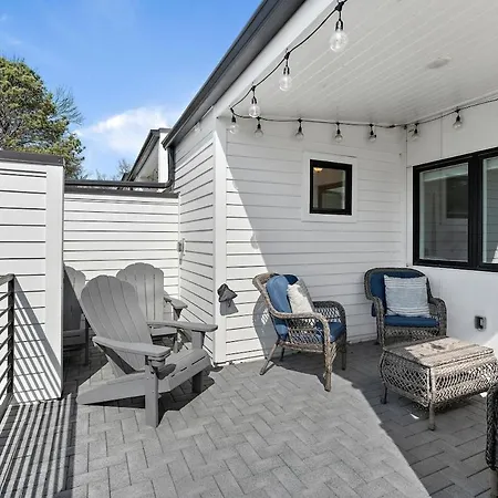 Lucky 7 - Hip East Nash Townhouse & Rooftop Deck *