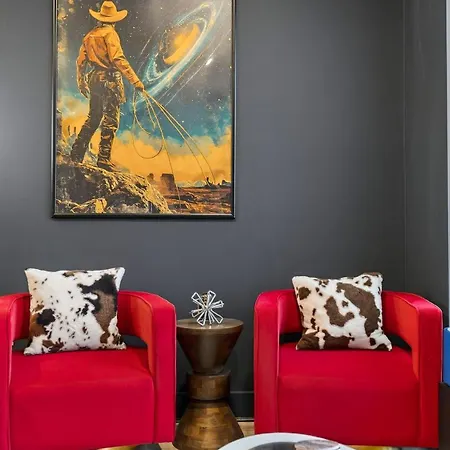Cosmic Cowboy By Avantstay Apartment
