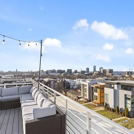 Holiday home With Stunning Rooftop Views