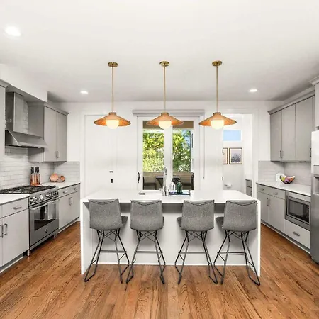 Prime Spot Minutes To 12 South Gulch & Broadway Nashville