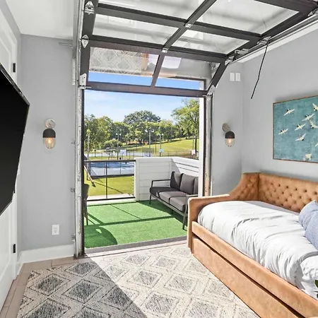 8th Ave South Gem Fabulous For Groups Of 12 * Nashville