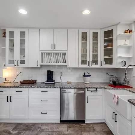 The Cornish Classic - Cozy Ranch Near Downtown * Nashville