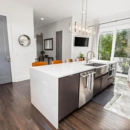 Argyle Rooftop Retreat Holiday home Nashville