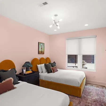 Great Location Near Gulch 12 South & Broadway Holiday home