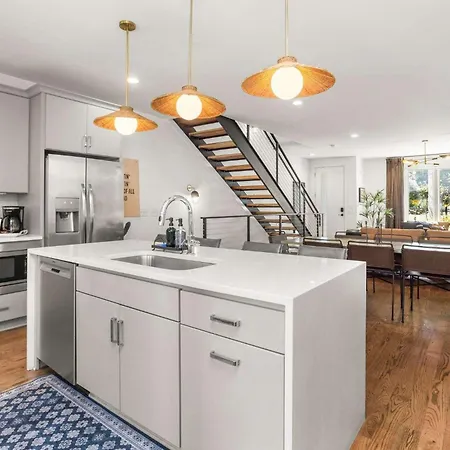 Prime Spot Minutes To 12 South Gulch & Broadway *