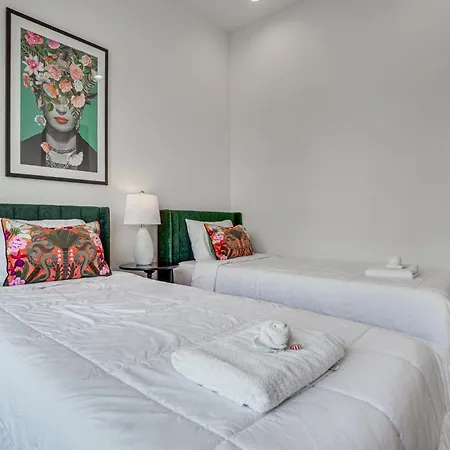 1 Mi To General: Upscale Townhome * Nashville
