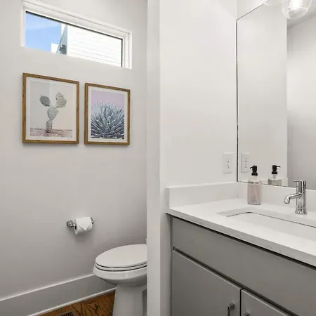Prime Spot Minutes To 12 South Gulch & Broadway Nashville