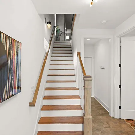Great Location Near Gulch 12 South & Broadway * Nashville