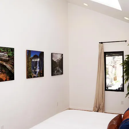 Chic Music Retreat & Holiday home