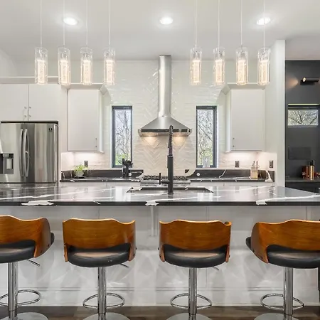 High Note Hideaway- Modern 4br Oasis Near Opryland * Nashville