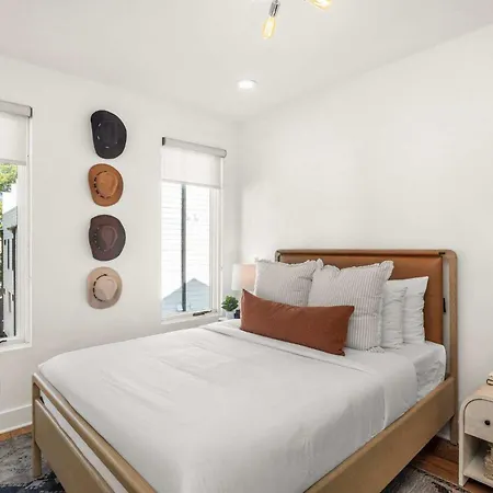 Prime Spot Minutes To 12 South Gulch & Broadway Holiday home *