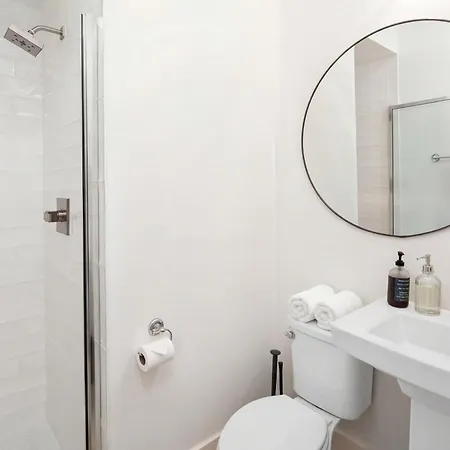 Holiday home King 3br Retreat & 2-car Garage East Nashville