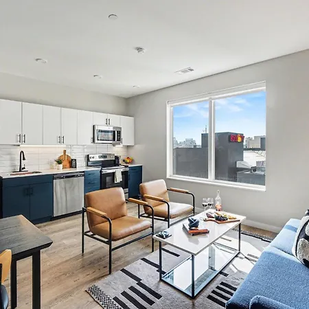 Pianissimo-2 Units-rooftop Pool-gym-on Music Row *