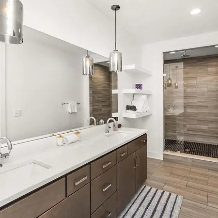 Prime Spot Minutes To 12 South Gulch & Broadway