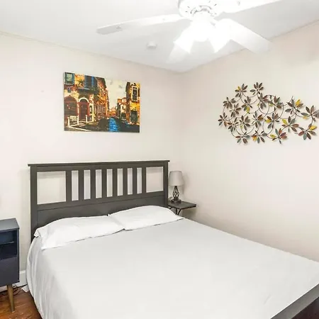 Upper Unit Retreat Pet-friendly Holiday home *