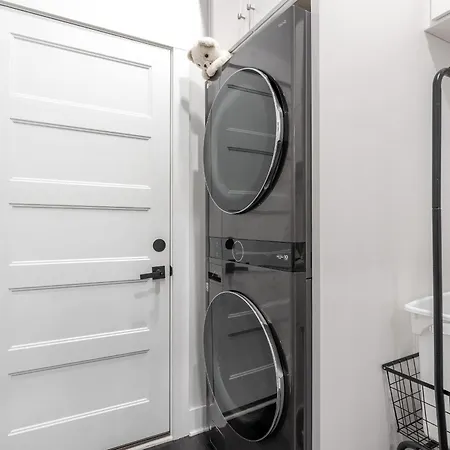 Holiday home High Note Hideaway- Modern 4br Oasis Near Opryland *
