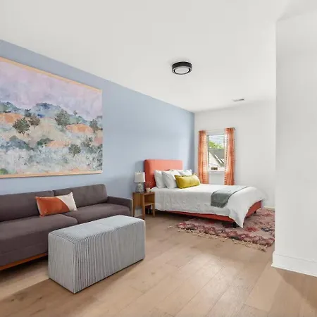 Modern Palette - Private Patio - Mins To Broadway Nashville