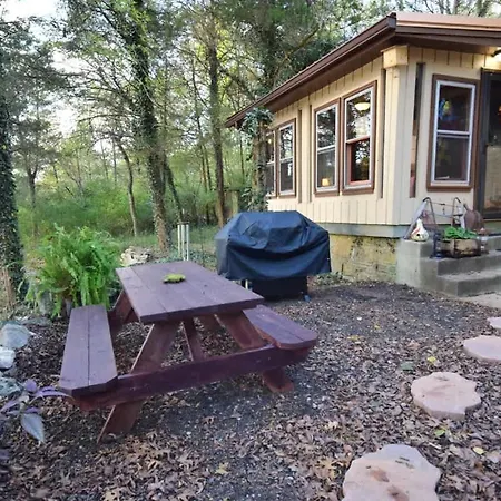 Cozy Waterfront With Fire Pit Holiday home