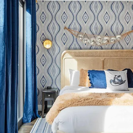 Holiday home Luxury Gated Duo Sleeps 24 Karaoke & Rooftop Nashville