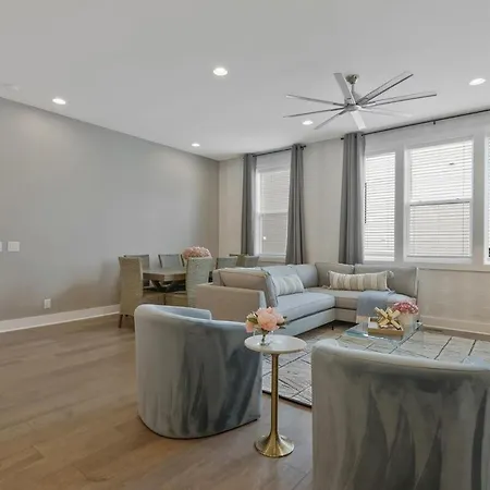 Music Mansion! 2mi To Broadway, 12 Beds Nashville