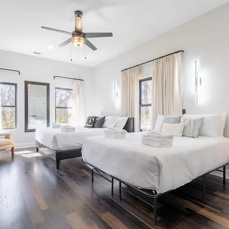 High Note Hideaway- Modern 4br Oasis Near Opryland Holiday home *