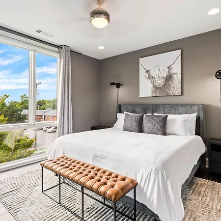Argyle Rooftop Retreat