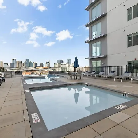 1br Retreat Near Ryman With Gym Access *