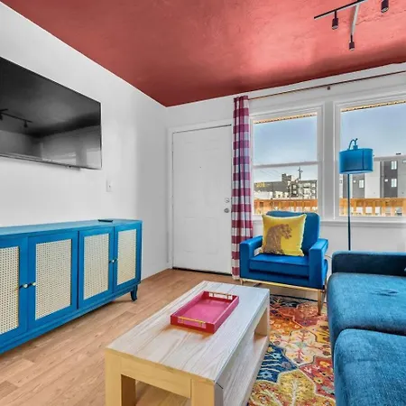 Spacious 2br Downtown | Free Parking Nashville