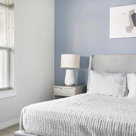 Landing Apartments - Meridian Park Apartment