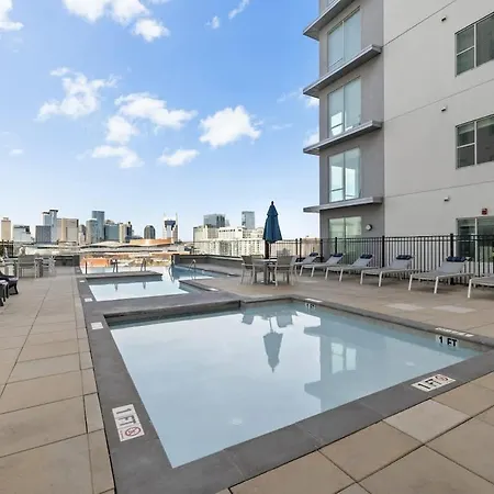 Apartment Stylish 1br With Pool & Gym In The Gulch