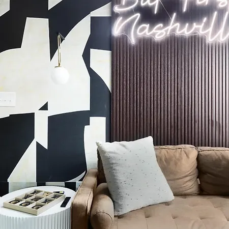 Apartment Kays Hideaway - Stylish Steps To Dining Nashville