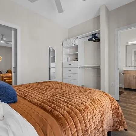 Apartment 1br Retreat Near Ryman With Gym Access *