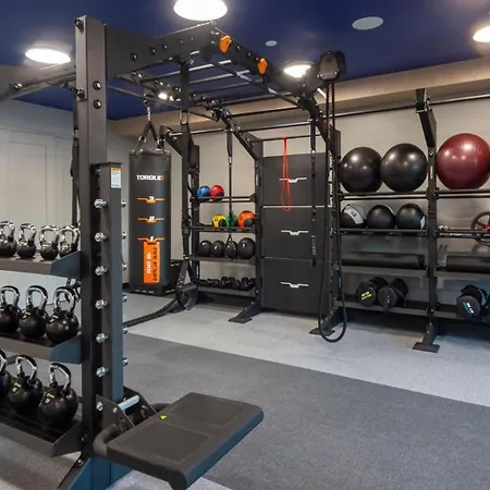 Landing Chic 2Bd Pool Gym Nashville