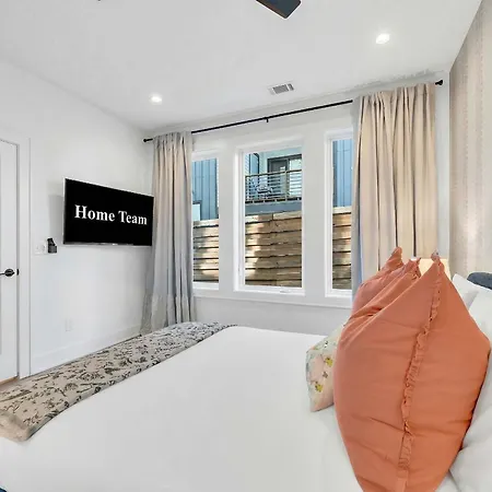 4br Getaway - Rooftop Views - Fire Pit