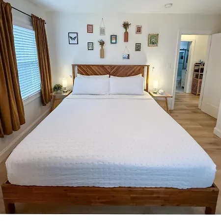 East 2br King Bed Retreat Apartment Nashville