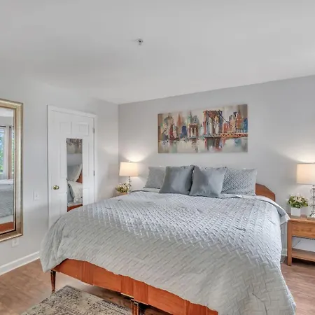 Nash Riverfront Condo, Sleeps 6, Walk To Broadway Apartment Nashville