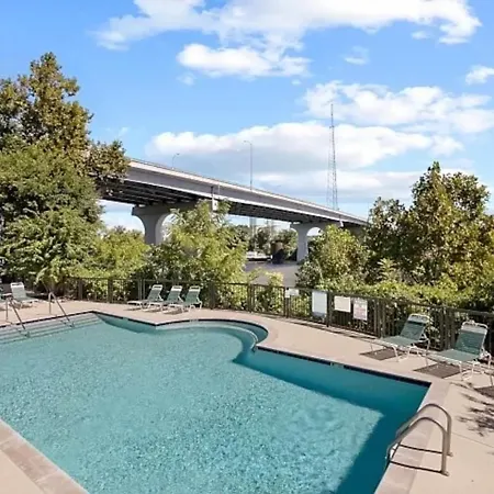 Nash Riverfront Condo, Sleeps 6, Walk To Broadway Apartment Nashville