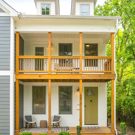 Vacation Haven Hot Tub Fire Pit Grill & Arcade Holiday home Nashville