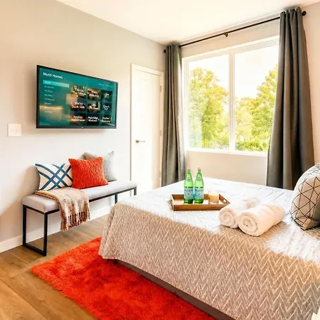 Holiday home New Luxe Roofdeck 13 Beds *