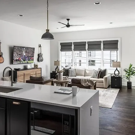 Holiday home Edgehill Duo - 2 Townhomes - Mins Vanderbilt Nashville