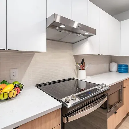 Hyve-retro Modern-full Gym-walk To Broadway Holiday home Nashville